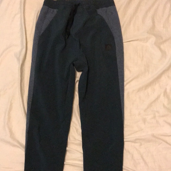 Reebok pants - Picture 1 of 2